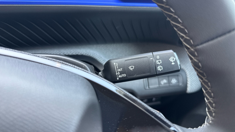 Citroen C3 83kW Plus 44kWh 5dr Auto Electric Hatchback